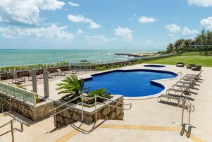 2 outdoor pools, open 8:00 AM to 8:00 PM, sun loungers