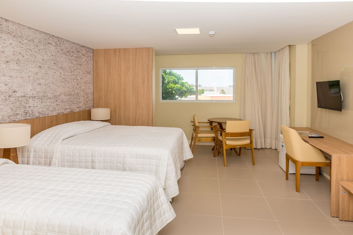 Double Room Single Use | Premium bedding, minibar, in-room safe, desk