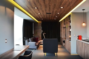 Smart TV 45-inci dengan saluran TV kabel dan TV