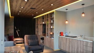 45-inch Smart TV with cable channels, TV