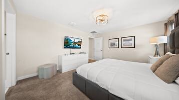 4 Schlafzimmer, Bügeleisen/Bügelbrett, Reisekinderbett, kostenloses WLAN