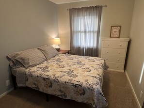 5 dormitorios, tabla de planchar con plancha, wifi gratis y ropa de cama