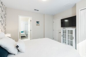 6 bedrooms, iron/ironing board, travel cot, WiFi