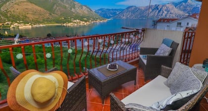 Appartement Sea View est de 70 mÚtres carrés avec un design moderne et une vue imprenable.