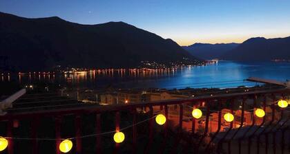 Appartement Sea View est de 70 mÚtres carrés avec un design moderne et une vue imprenable.