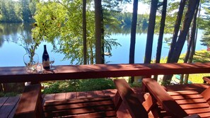 Outdoor dining - Magical Lakefront Home in Forest Lake (Winchester)