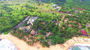Aerial view - Twitter Paradise Guest House (Elmina)