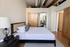 2 bedrooms, iron/ironing board, Internet, bed sheets