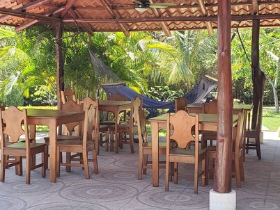 Beautiful Condominium - Wifi access throughout and 300 Yards from the Beach!