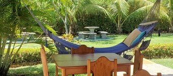 Beautiful Condominium - Wifi access throughout and 300 Yards from the Beach!