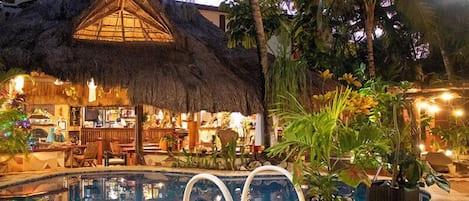 Breakfast, lunch and dinner served