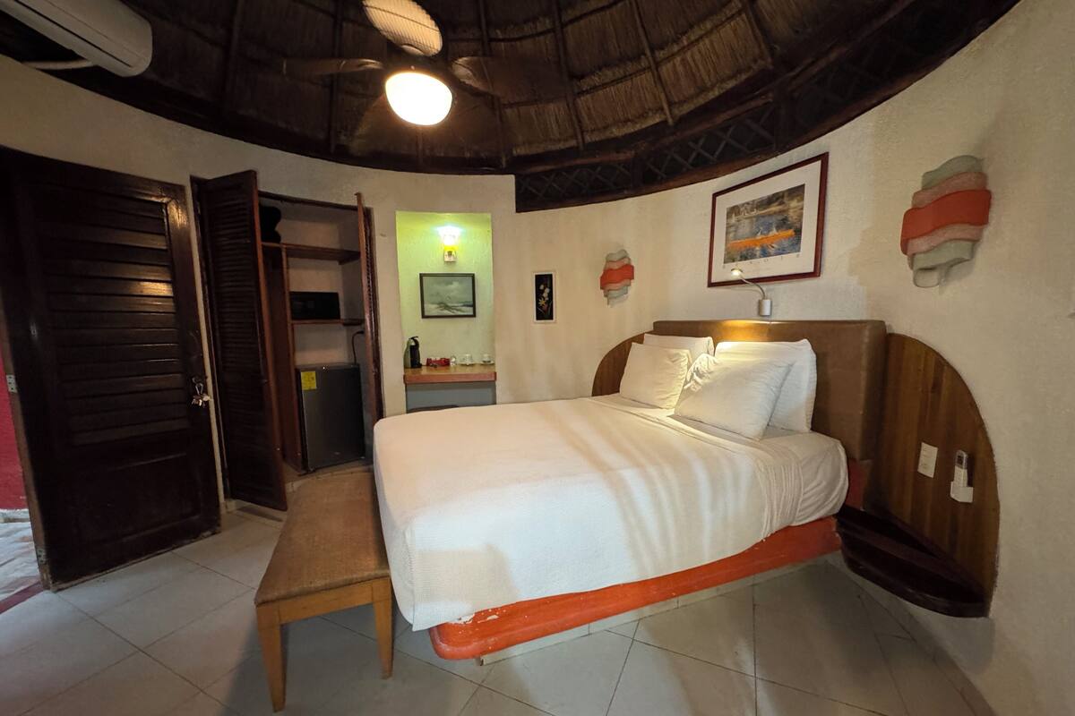 Bungalow Romantico Naranja | 1 bedroom, premium bedding, in-room safe, soundproofing
