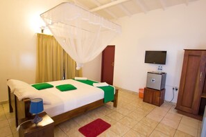 Comfort Double or Twin Room, 1 Double Bed, Non Smoking | Free WiFi, bed sheets - Colombo Airport Transit (Seeduwa - Katunayake)