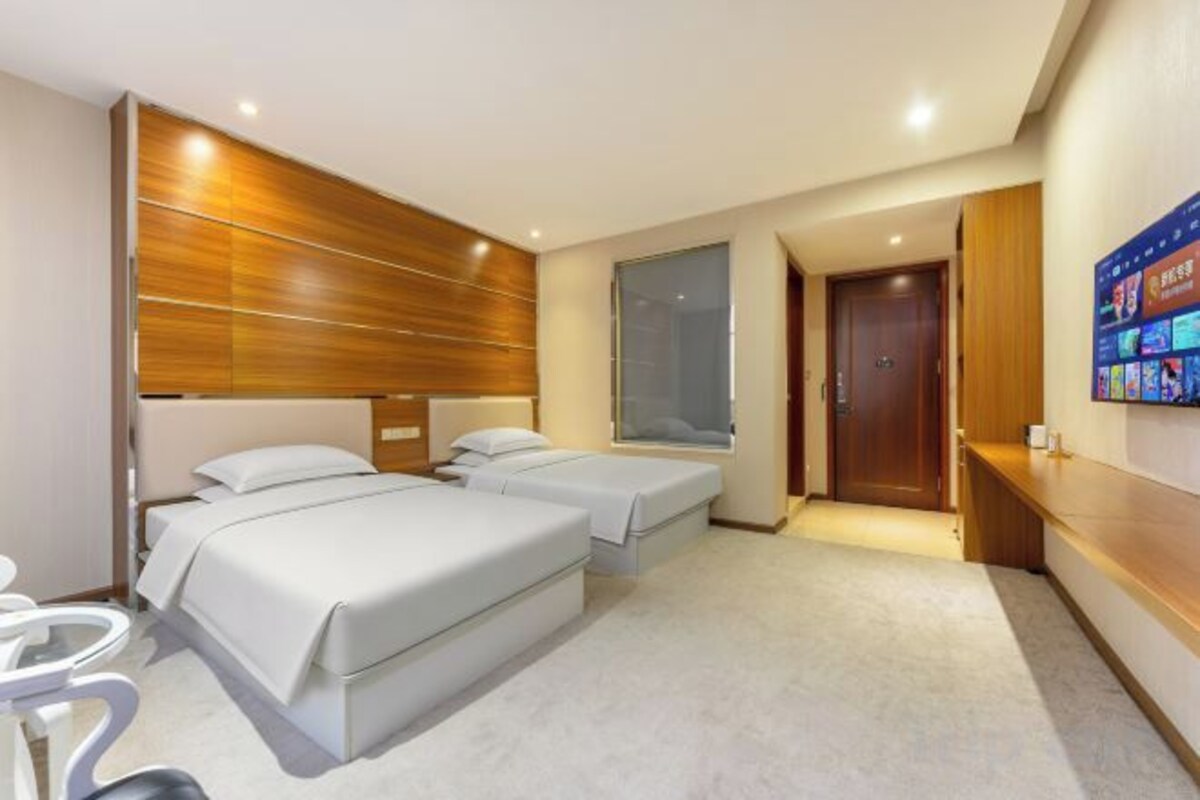 Deluxe Room (2 Beds) (Building B)