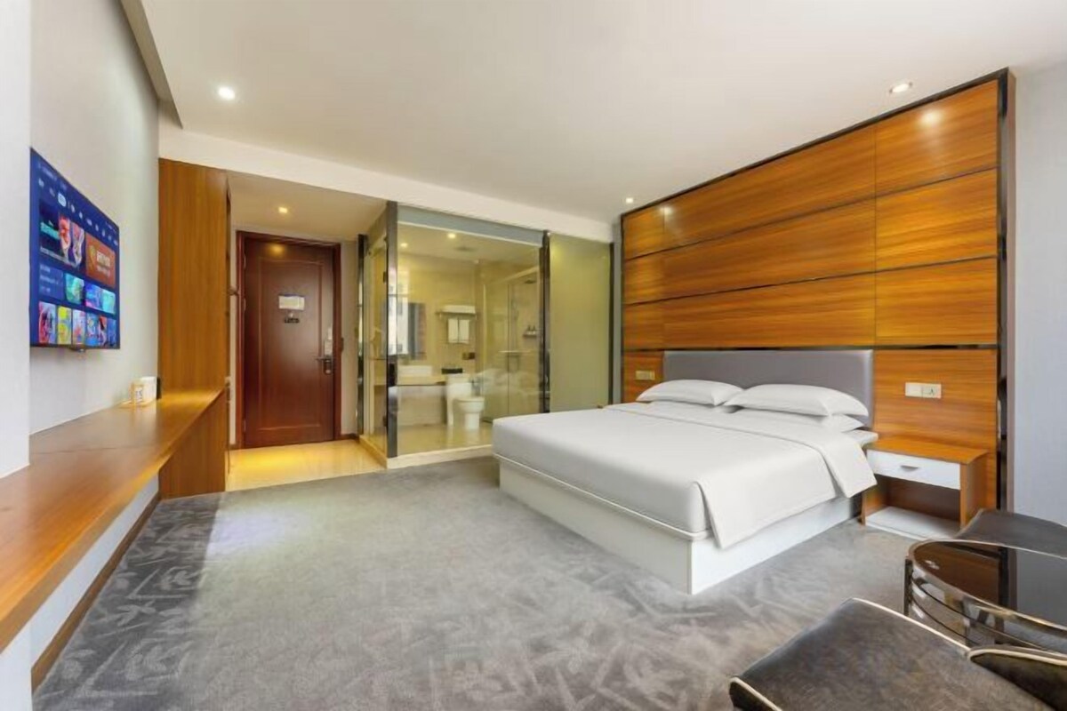 Wei Zhen Deluxe Double Bed Room