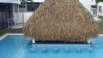 Swim-up bar