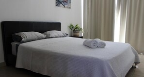 Deluxe-Villa, 2 Schlafzimmer, Küche, Poolblick