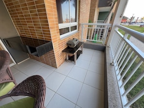 Standard Apartment, 3 Bedrooms, Pool View, Ground Floor | Property grounds