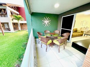 Outdoor dining - TERRAMARIS APARTMENTS RESORT (Aquiraz)