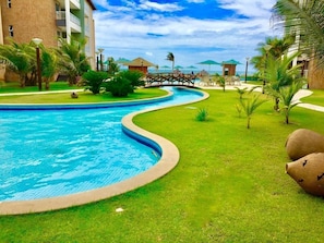 2 outdoor pools, open 7:00 AM to 8:00 PM, free cabanas, pool umbrellas - TERRAMARIS APARTMENTS RESORT (Aquiraz)