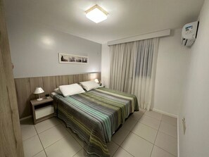 Superior Apartment | 3 bedrooms, blackout drapes, iron/ironing board, free WiFi