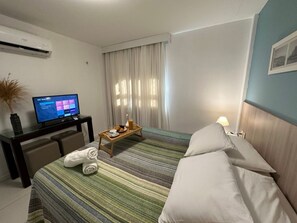 Superior Apartment | 3 bedrooms, blackout drapes, iron/ironing board, free WiFi