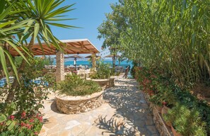 Property grounds - Porto Koukla Beach Hotel (Zakynthos)
