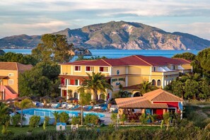 Front of property - Porto Koukla Beach Hotel (Zakynthos)