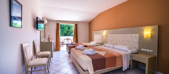 Porto Koukla Beach Hotel