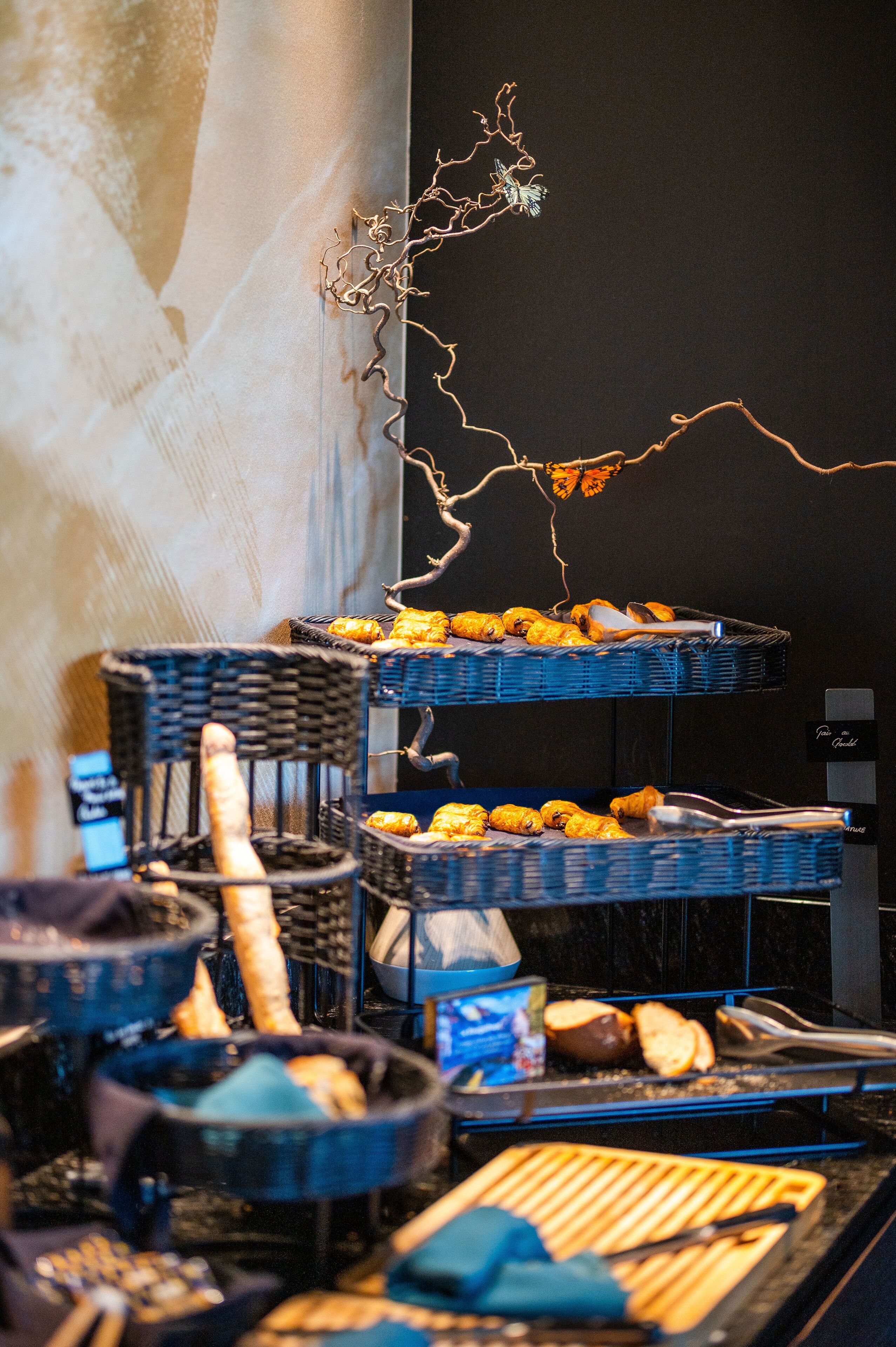 daily buffet breakfast (eur 18 per person)