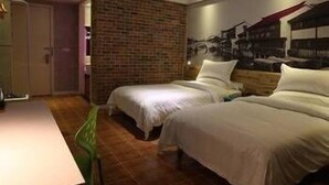 Unclassified image, 4 of 6, button - Tuke China Hotel (Yangzhou)