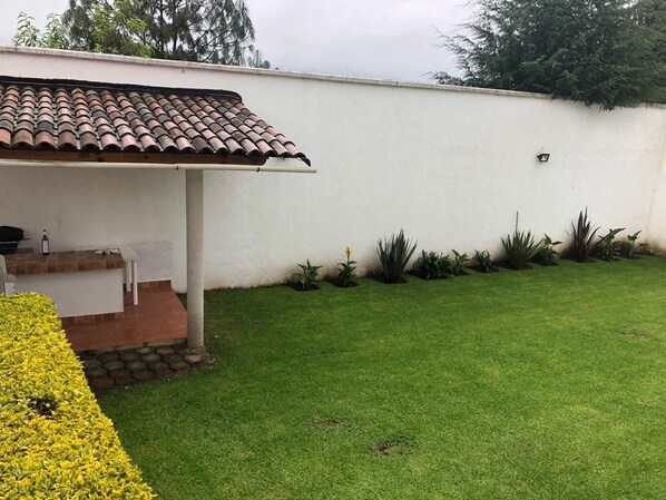 Property grounds - Casa Palito Verde (Valle de Bravo)