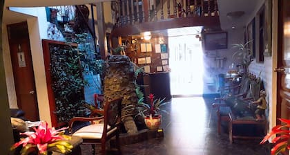 Hostal Santa Apolonia