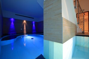 Bain à remous intérieur