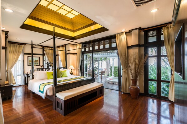 Luxury Villa, 1 King Bed, Pool View | Minibar, in-room safe, individually decorated, individually furnished - Wora Bura Hua Hin Suite and Villa (Hua Hin)