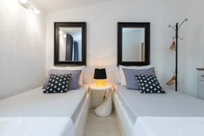 4 bedrooms, in-room safe, iron/ironing board, WiFi