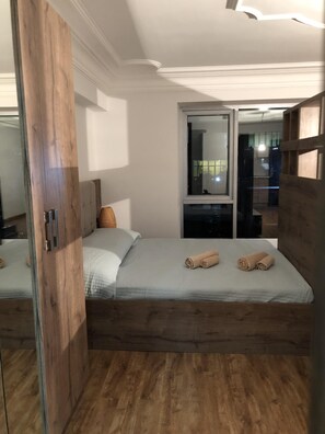 1 bedroom, iron/ironing board, free WiFi, bed sheets - North Yerevan apartment  (Kentron)