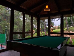 Spielezimmer
