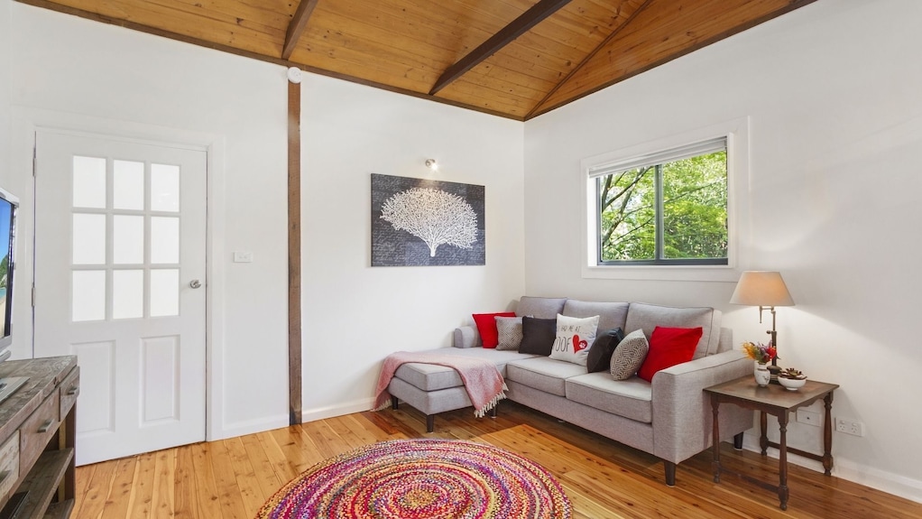 Blue Apple Lodge - A Fabulous Mountain Holiday Escape! Specials On Now ! - Hawkesbury City Council
