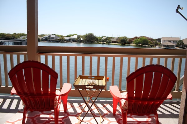 Beautiful view off the balcony at Lake LBJ!