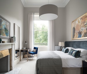5 slaapkamers, een strijkplank/strijkijzer, wifi, beddengoed