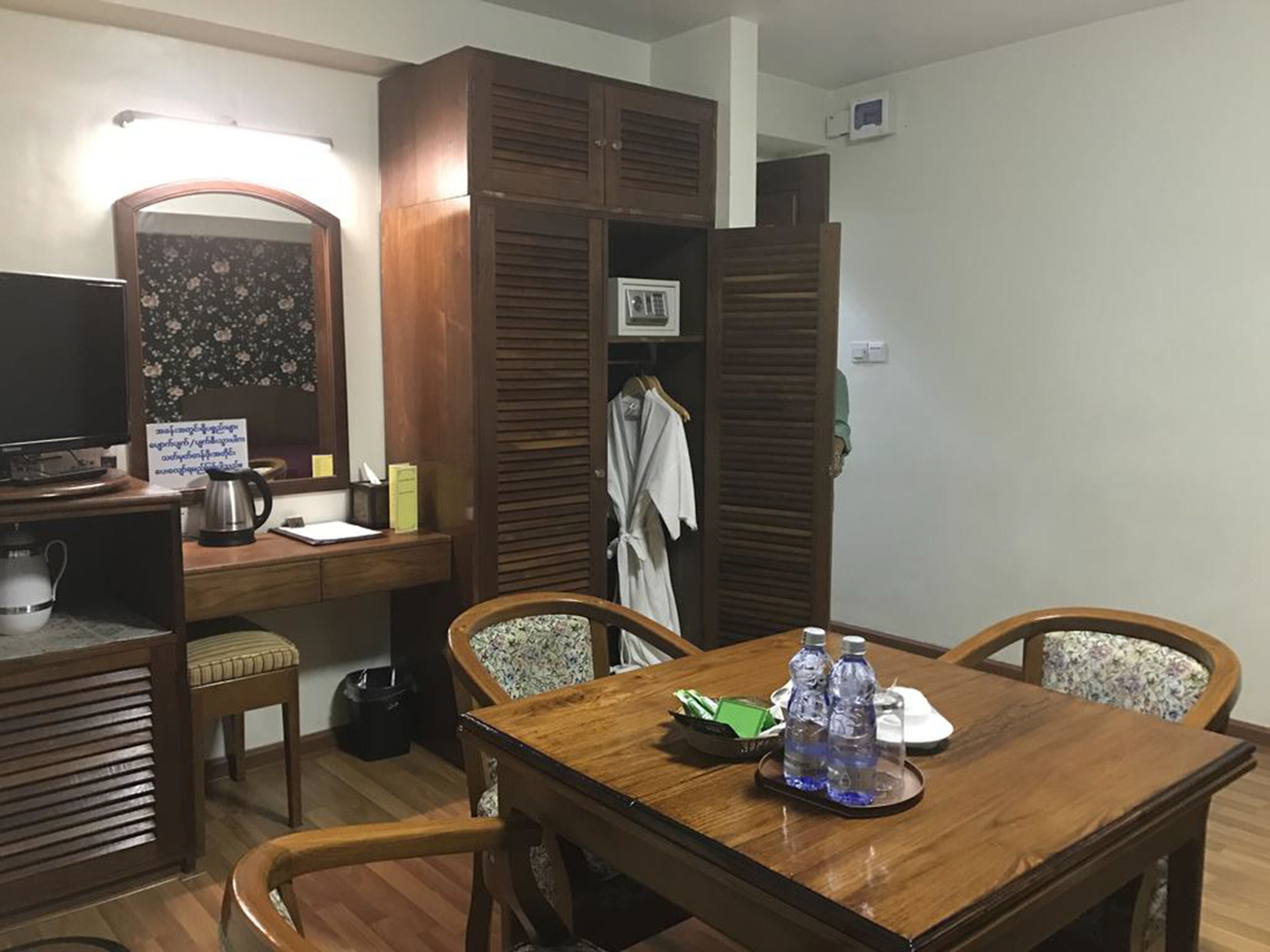 minibar, in-room safe, desk, blackout curtains