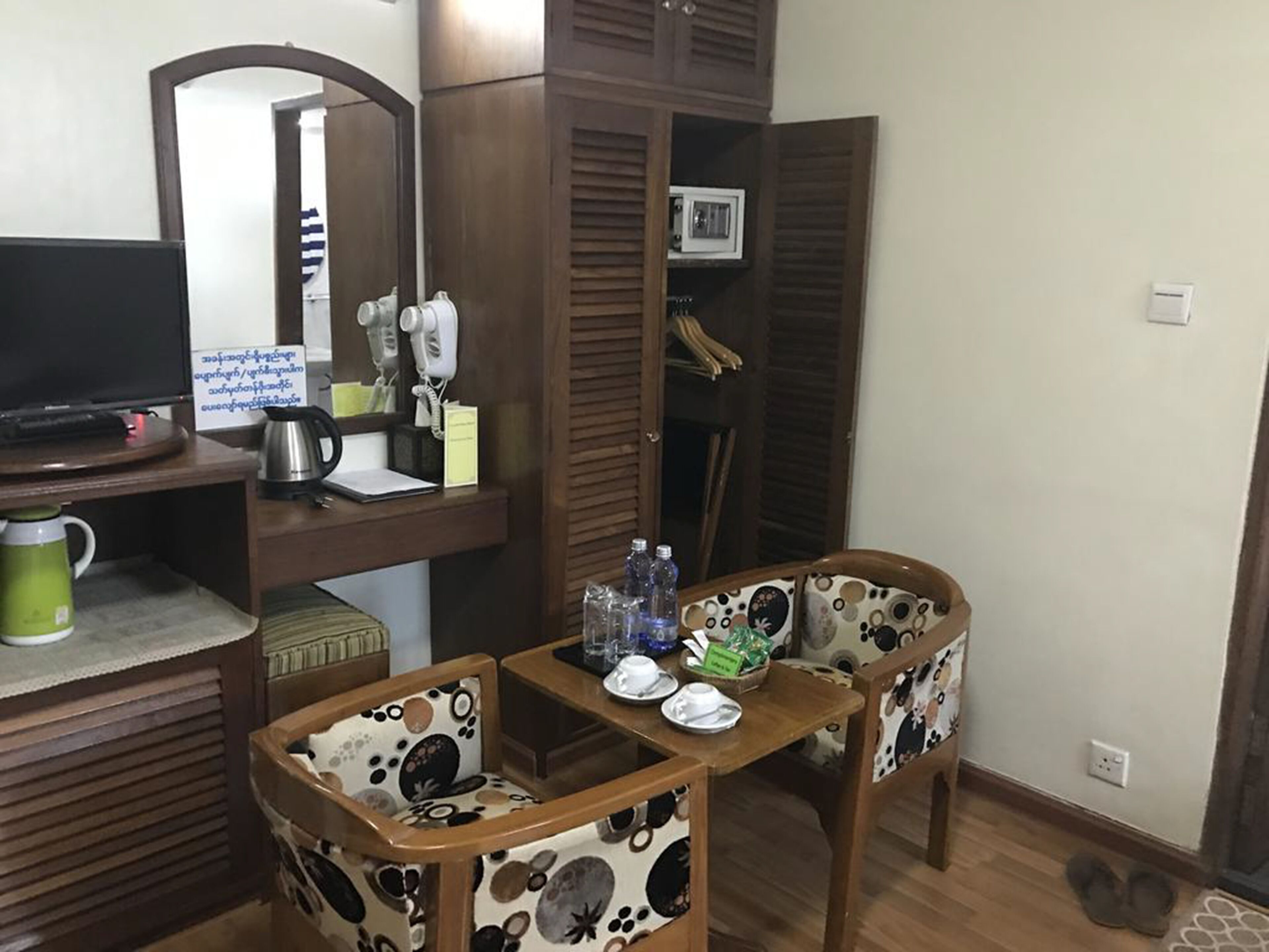 minibar, in-room safe, desk, blackout curtains