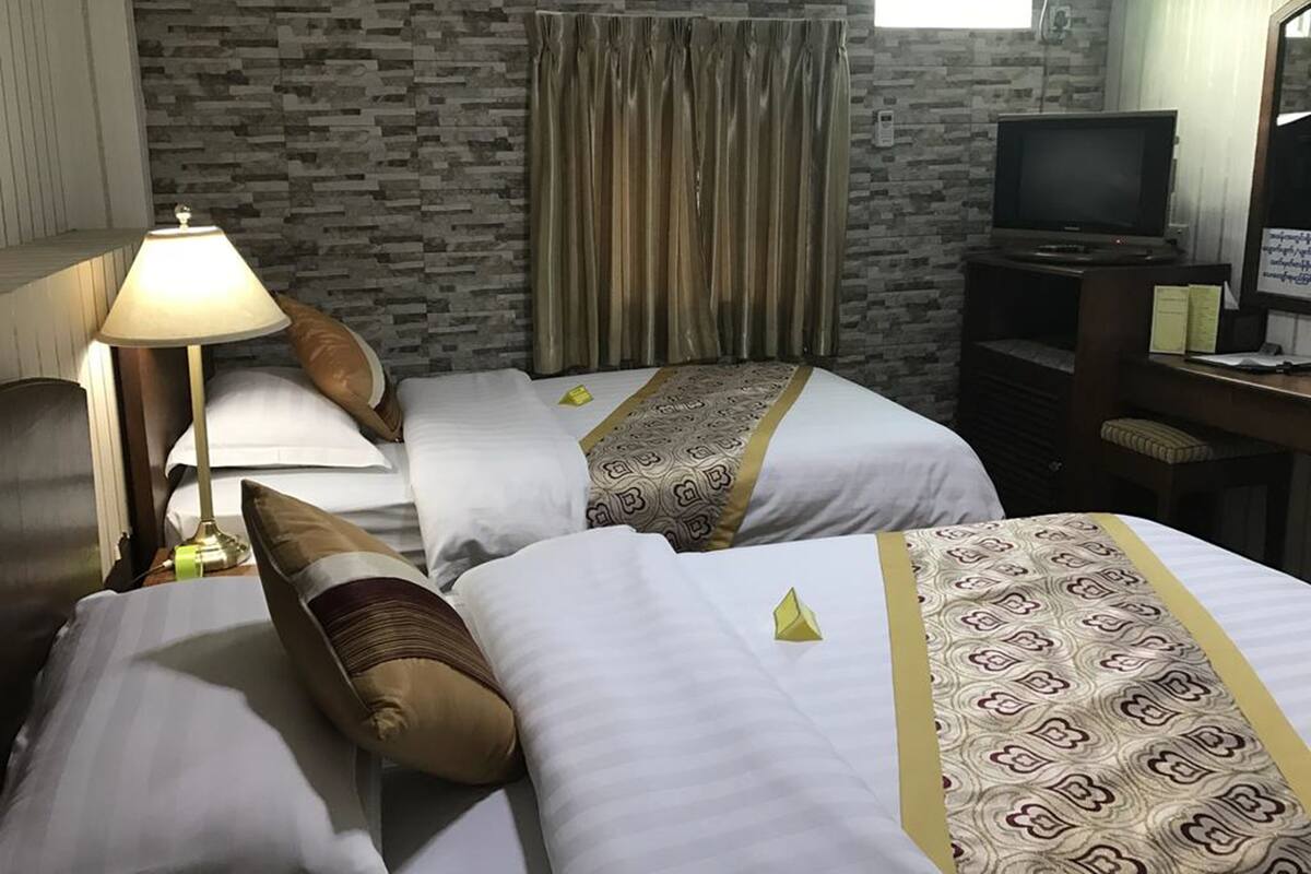 Minibar, in-room safe, desk, blackout curtains