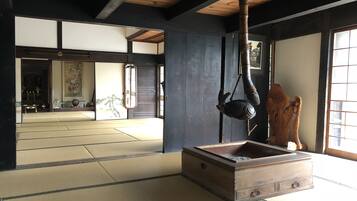 Japanese Style Room | Free WiFi