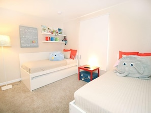 ทาวน์โฮมสำหรับครอบครัว, ห้องครัว, ติดสวน | ห้องพักตกแต่งสำหรับเด็ก