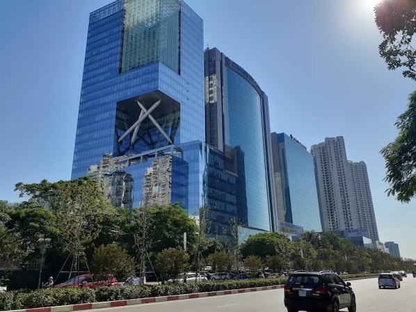 Shopping centre - Papaya Hanoi Hotel (Hanoi)