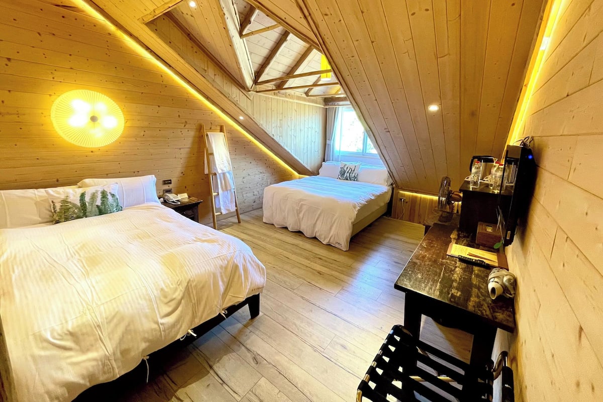 Comfort Triple Room, Multiple Beds, Non Smoking | Premium bedding, minibar, blackout curtains, free WiFi