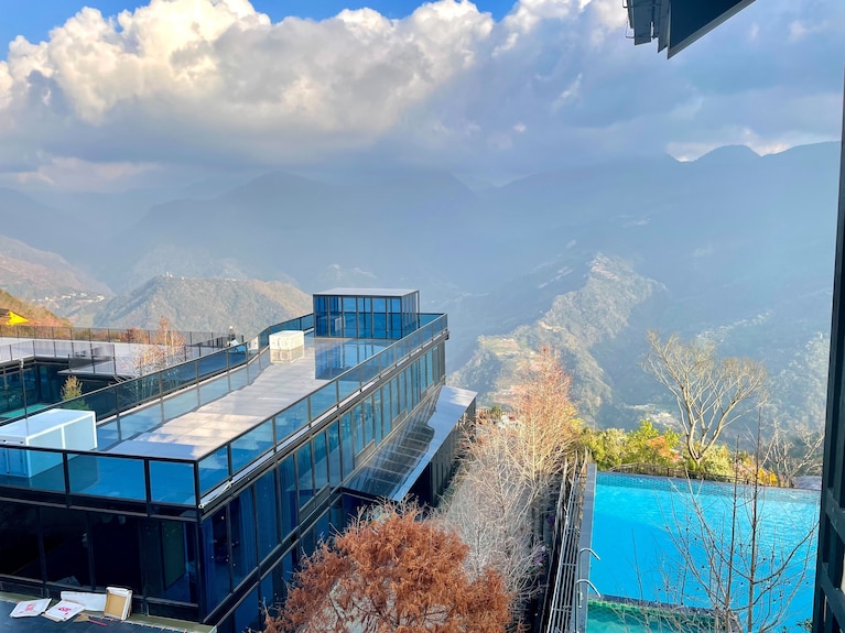 日初山莊評價、影片、特色體驗、房價資訊、訂房連結 – 百萬夜景與日出美景民宿 - 照片 20