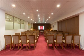 Meeting facility - Inde Hotel Cyber City (Gurugram)